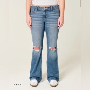 Hollister Light-Mid Blue Distressed Knee Flare Jeans (Low Rise)